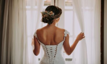 How to Choose the Right Bridal Hairstyle